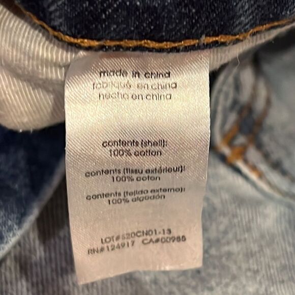 WeWoreWhat Exposed Button Distressed Denim Shorts 25 - Picture 4 of 4